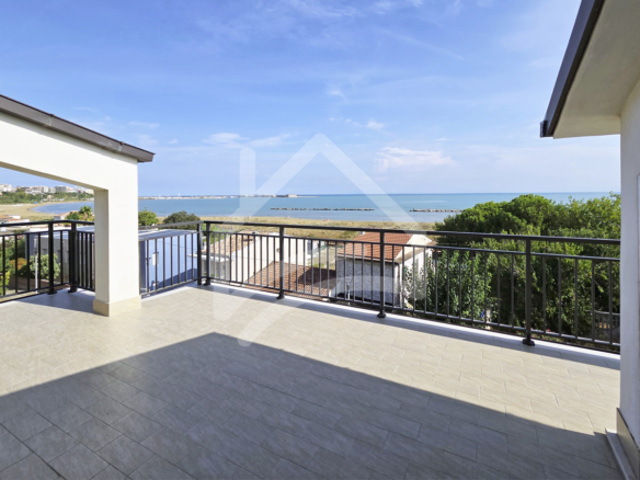 Appartamento Ristrutturato Rio Vivo Vista Mare