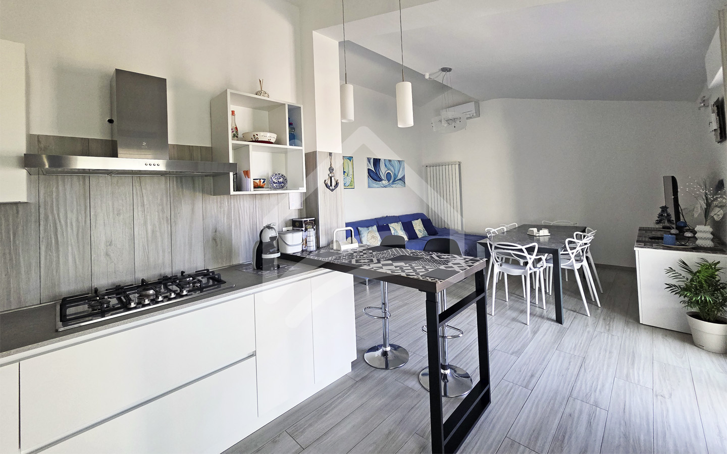 Appartamento Ristrutturato Rio Vivo Vista Mare