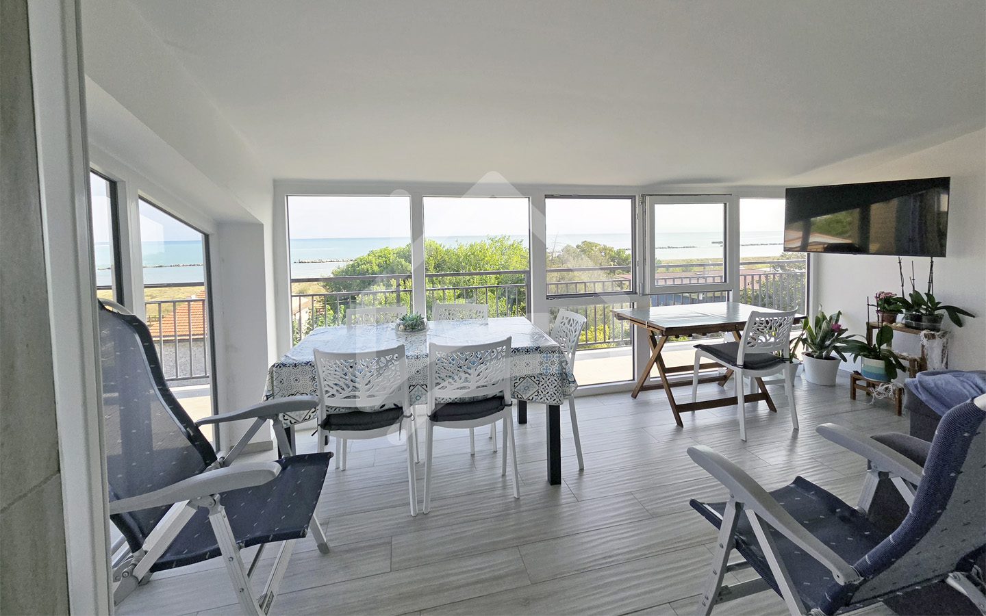 Appartamento Ristrutturato Rio Vivo Vista Mare